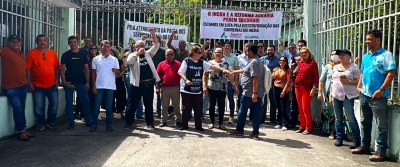 SERVIDORES DO INCRA FAZEM MANIFESTAÇÃO COM FECHAMENTO DA SUPERINTENDÊNCIA EM PERNAMBUCO NA DEFESA DAS REIVINDICAÇÕES DA CATEGORIA